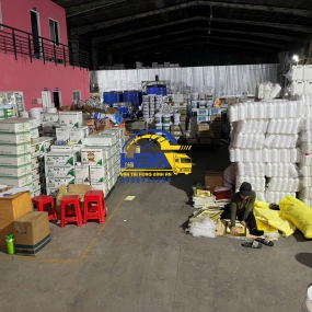 HÌNH CHUYỂN HÀNG MIỀN TÂY 