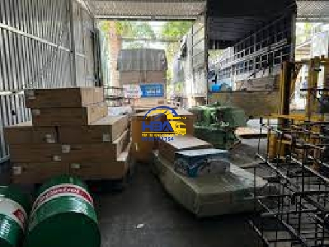 BÓC XẾP HÀNG HOÁ 